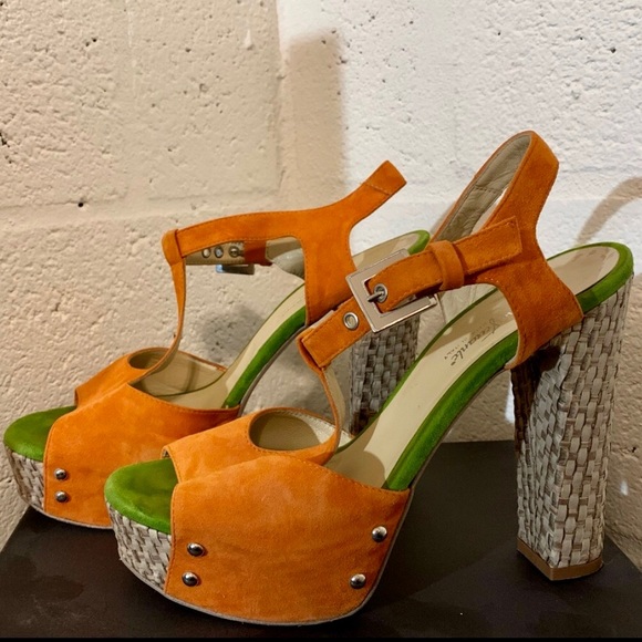 🔥Price ⬇️🔥Gianni Ferrante Suede Platform Sandals - Picture 6 of 11